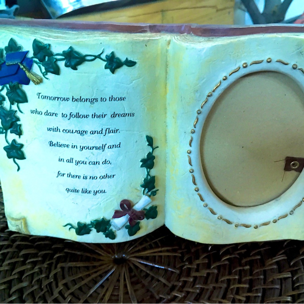 Vintage story book graduation frame | Russ vintage storybook frame grad